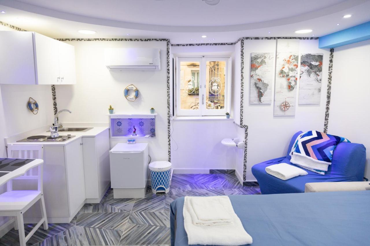 A Fenestrella E San Gregorio Armeno Appartement Napels Buitenkant foto